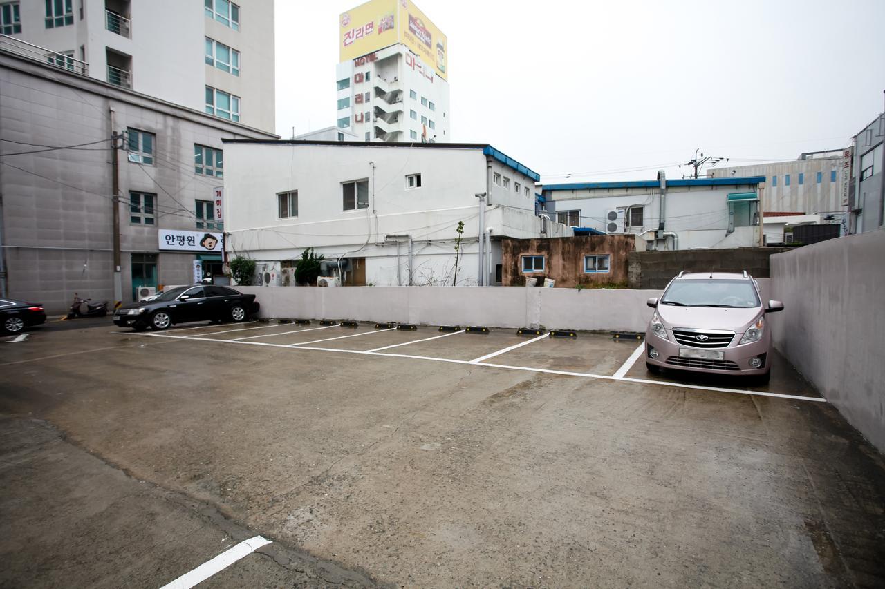 Gwangan Blue Moon Motel Puszan Kültér fotó
