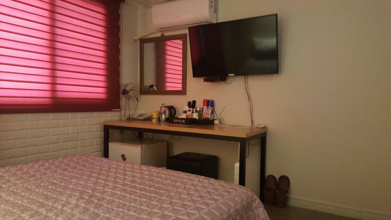 Gwangan Blue Moon Motel Puszan Kültér fotó
